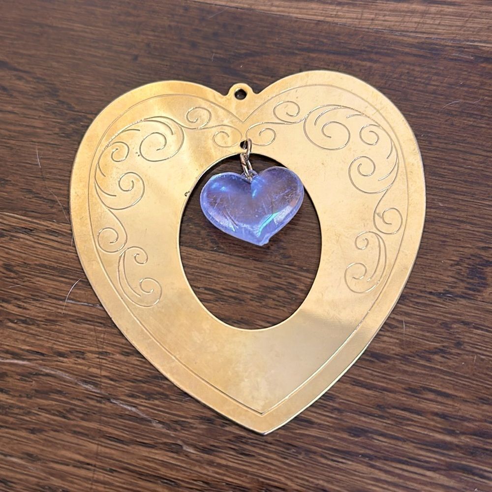 Vtg 1991 Gloria Duchin gold brass heart ornament/floating clear plastic heart